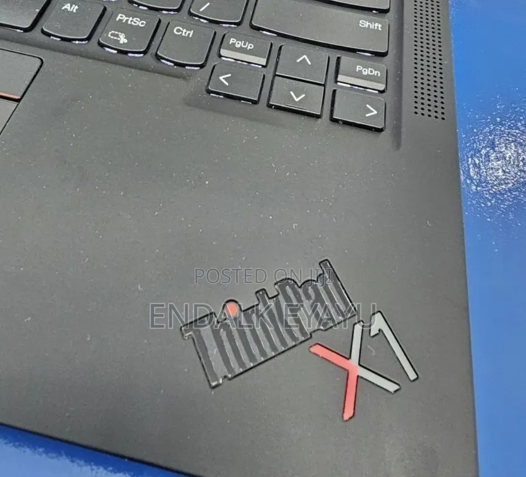 New Laptop Lenovo ThinkPad X1 Carbon 16GB Intel Core i7 SSD 512GB