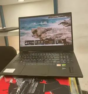 New Laptop HP Omen 15 16GB AMD Ryzen 7 SSD 512GB