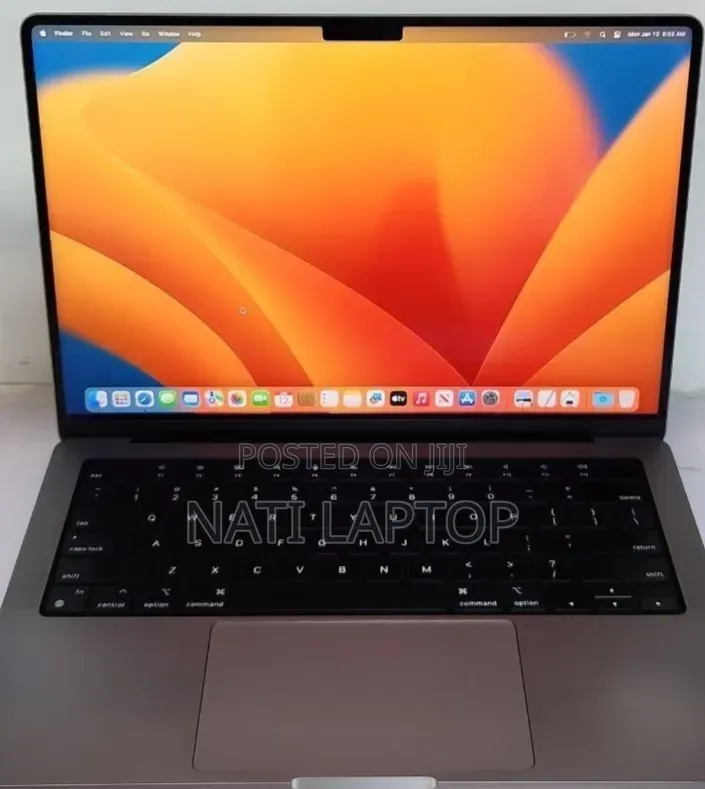 New Laptop Apple MacBook Pro 2023 M3 8GB Apple M3 Pro SSD 512GB