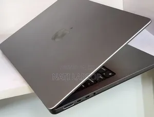 New Laptop Apple MacBook Pro 2023 M3 8GB Apple M3 Pro SSD 512GB