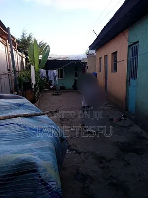 2bdrm House in ኮቶቤ, Yeka for sale