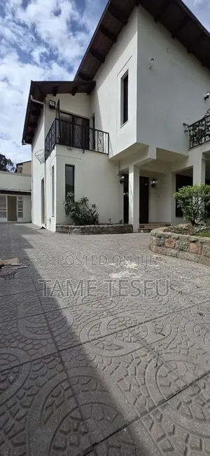 2bdrm House in ሀያት, Bole for sale