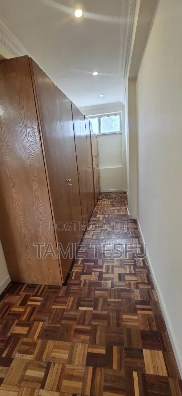 2bdrm House in ሀያት, Bole for sale