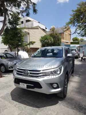 Toyota Hilux 2017 Silver