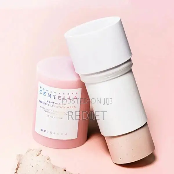 Skin1004 Madagascar Centella Poremizing Quick Clay Stick Mask
