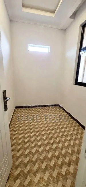 Furnished 3bdrm Villa in ሰሚት, Bole for sale