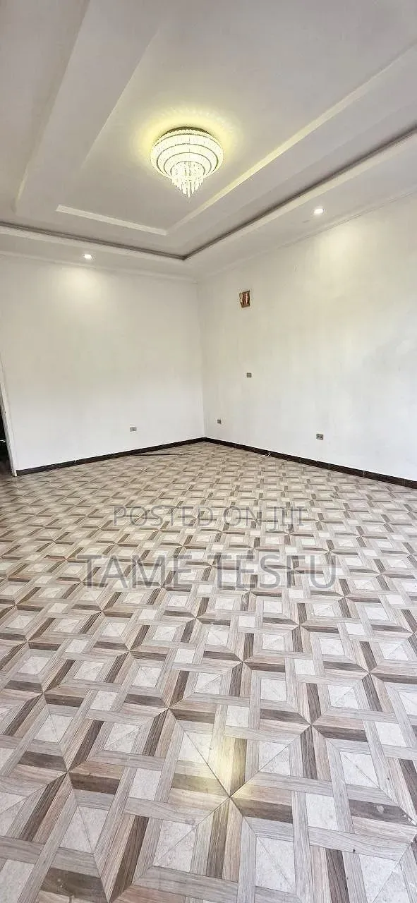 Furnished 3bdrm Villa in ሰሚት, Bole for sale