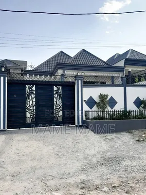 5bdrm Villa in Addis Abeba, Bole for sale