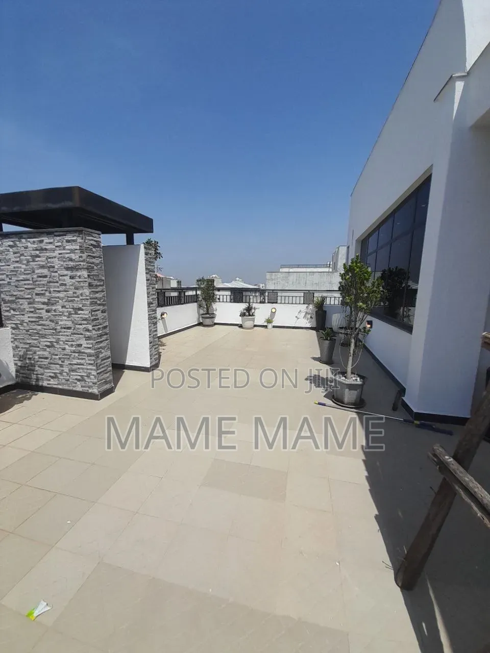 9bdrm House in Addis Abeba, Bole for sale