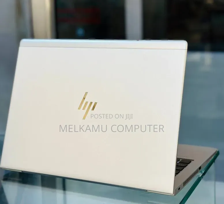 New Laptop HP EliteBook 830 G5 8GB Intel Core i7 SSD 512GB