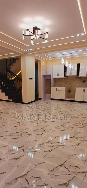 5bdrm House in Addis Abeba, Bole for sale
