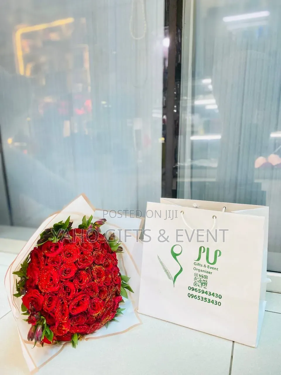 Roses Flower Bouquet