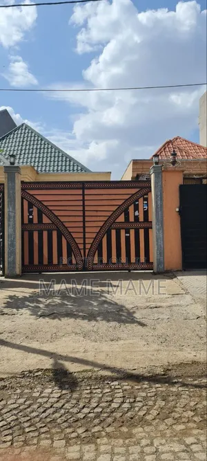3bdrm Villa in Addis Abeba, Bole for sale