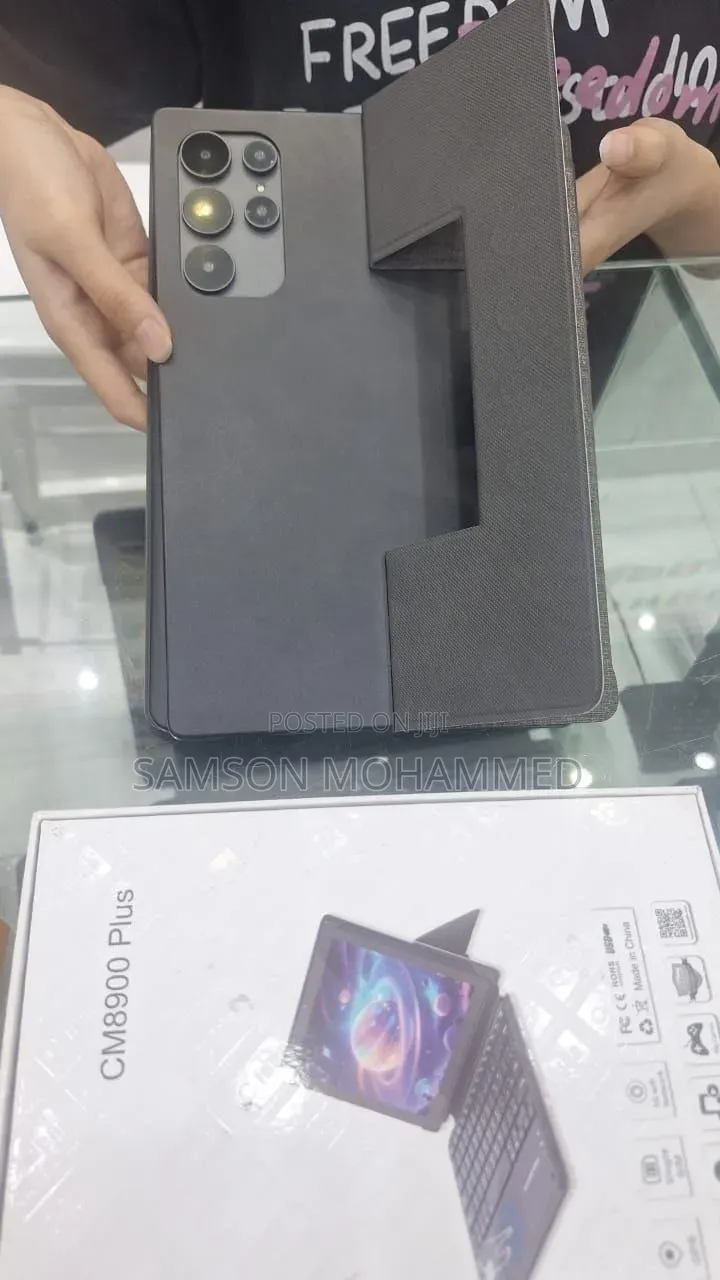 New C idea CM8800 Plus 1 TB Gray