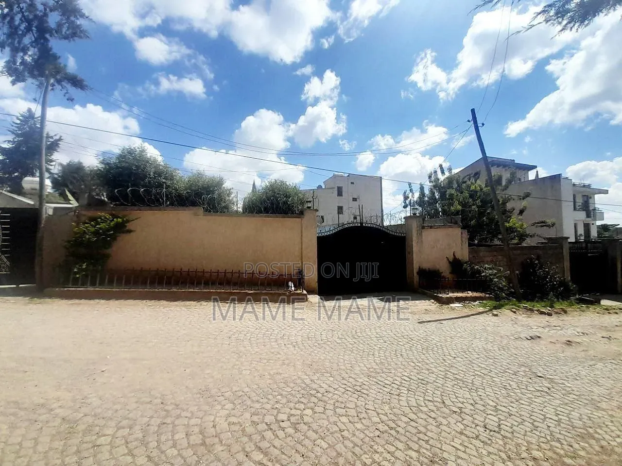 4bdrm House in Addis Abeba, Bole for sale