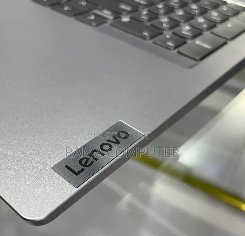 New Laptop Lenovo 16GB Intel Core Ultra 5 SSD 512GB