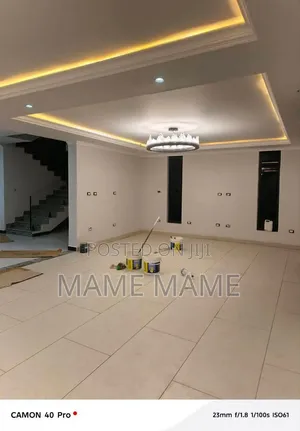 7bdrm House in Tafo Area, Bole for sale