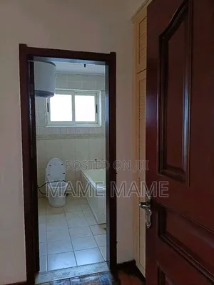 4bdrm House in Tafo Area, Bole for sale