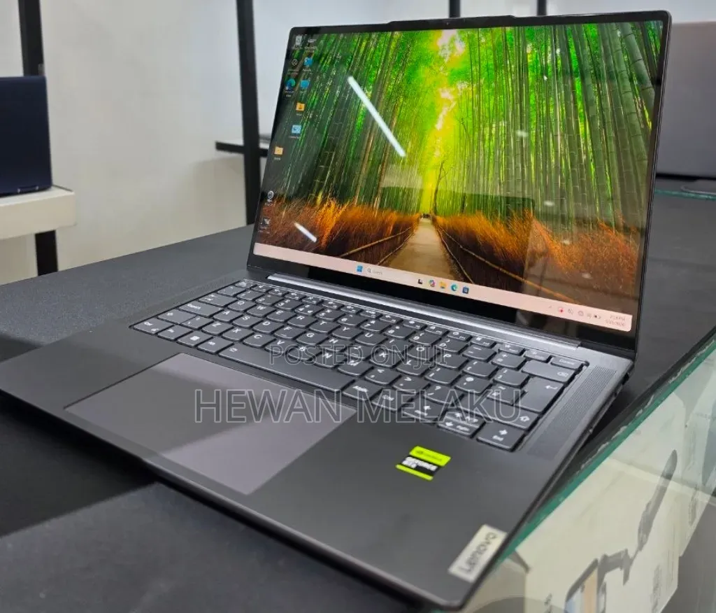 New Laptop Lenovo Yoga 2 32GB AMD Ryzen 7 SSD 512GB