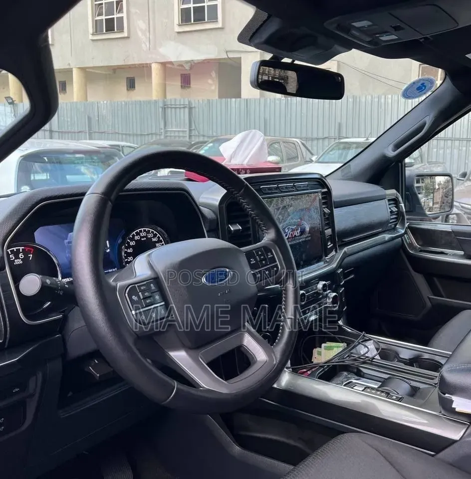 Ford F-150 2022 Black