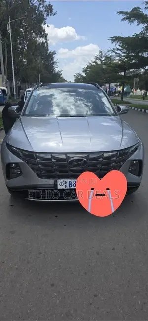 Hyundai Tucson 2022 Silver