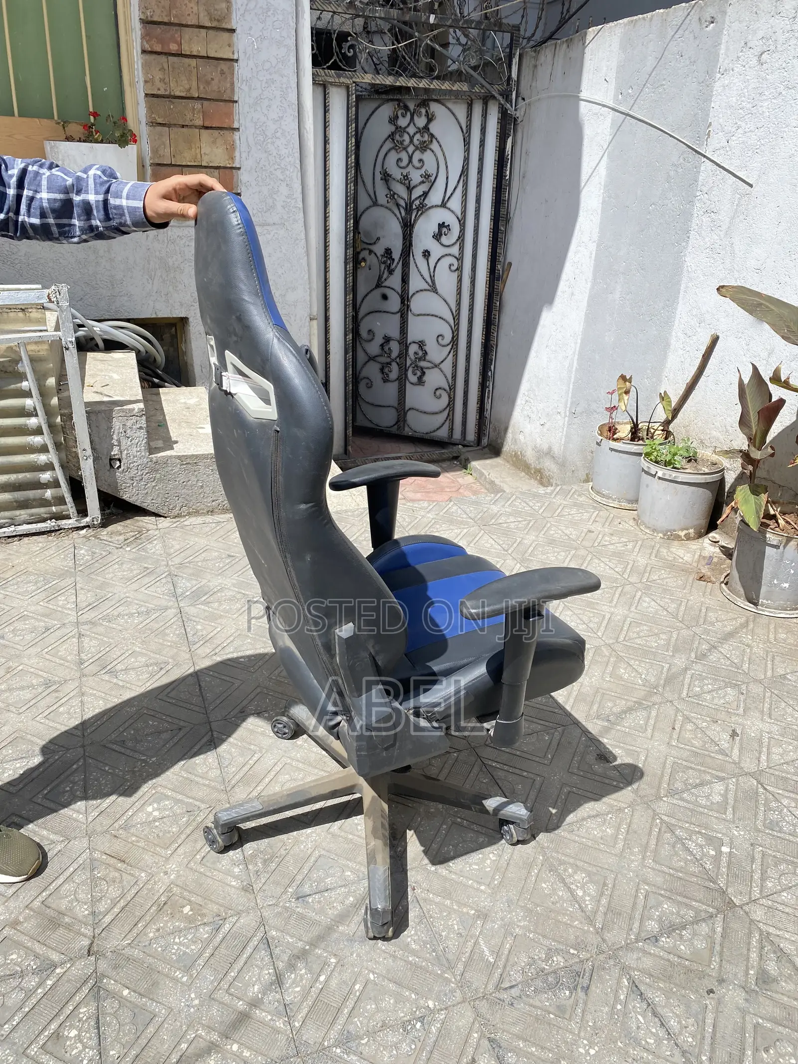 Blue Black Reclining Gaming Chair With Neck Pillow – Like New