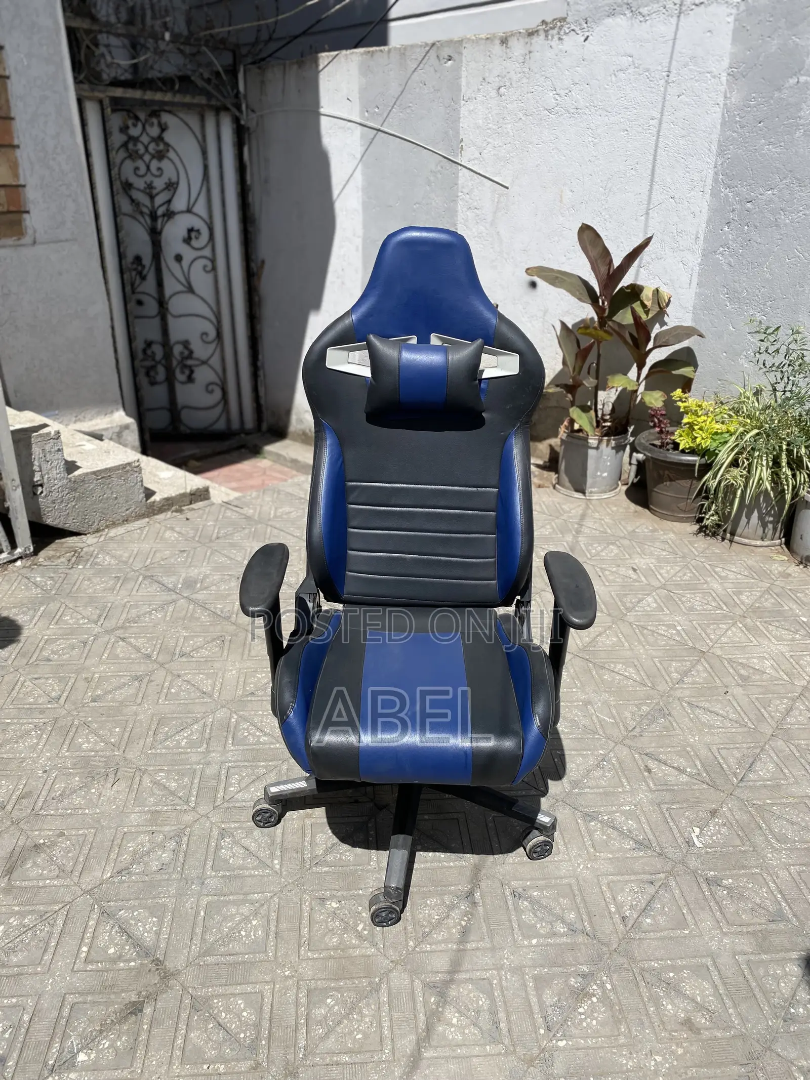 Blue Black Reclining Gaming Chair With Neck Pillow – Like New