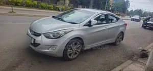 Hyundai Elantra 2013 Silver