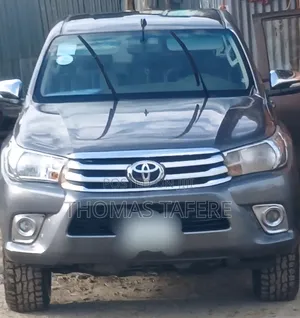 Toyota Hilux 2017 Gray