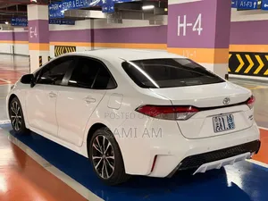 Toyota Corolla 2023 White