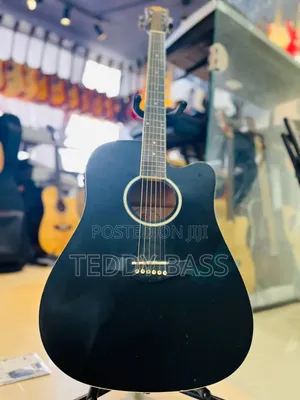 Box Guitar