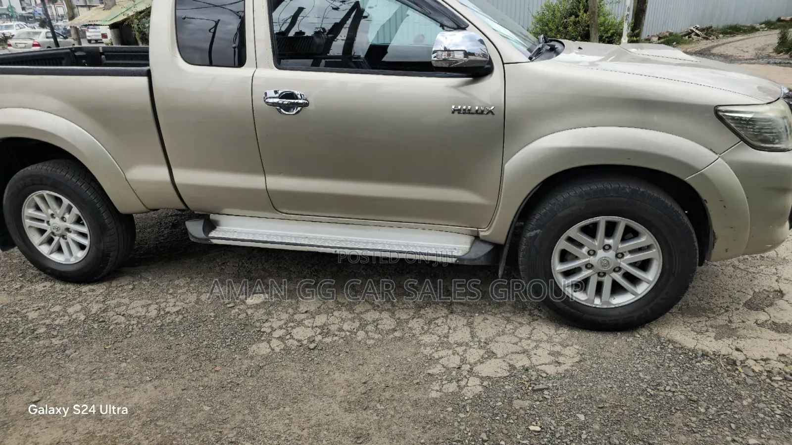 Toyota Hilux 2014 Purple