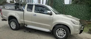 Toyota Hilux 2014 Purple