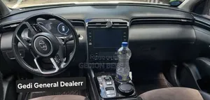 Hyundai Tucson 2022 White