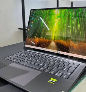 New Laptop Lenovo Yoga 2 16GB AMD Ryzen 7 SSD 512GB