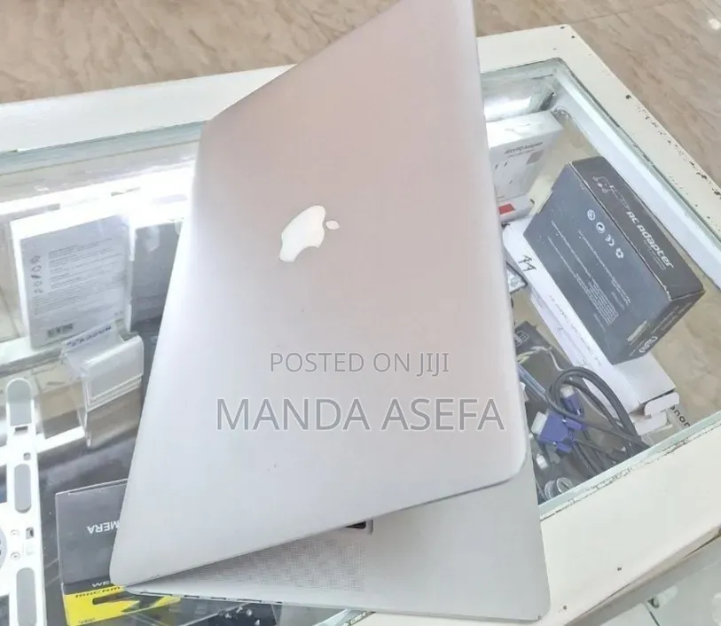 New Laptop Apple MacBook Pro 2014 16GB Intel Core i7 SSD 512GB