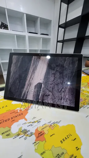 New Laptop Microsoft Surface Pro 4 4GB Intel Core M3 SSD 128GB