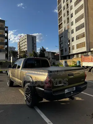 Toyota Tacoma 2008 Gray