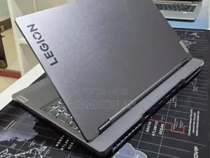 New Laptop Lenovo Legion 7 16GB AMD Ryzen 7 SSD 512GB