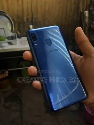 Samsung Galaxy A20e 32 GB Blue