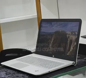 New Laptop HP Envy 14 12GB Intel Core i5 SSD 1.5T