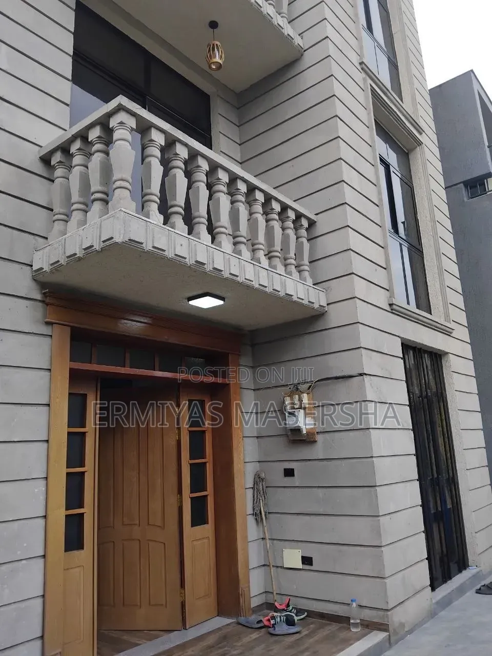 Furnished 7bdrm House in Yeka for sale