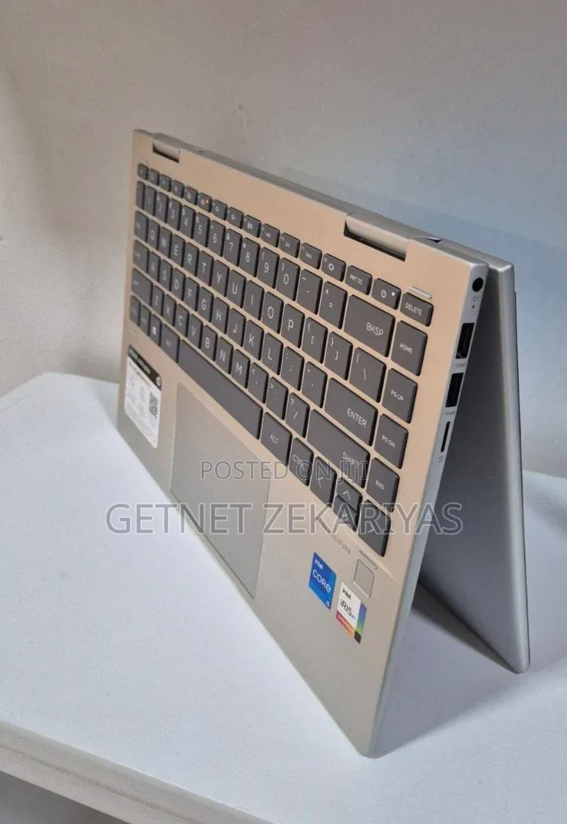 New Laptop HP Envy X360 8GB Intel Core i5 SSD 512GB