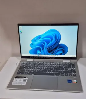 New Laptop HP Envy X360 8GB Intel Core i5 SSD 512GB