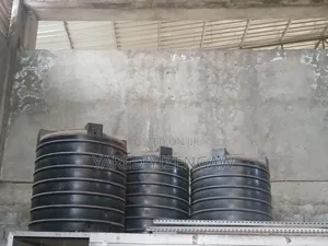 የውሀ ታንከሮች1000 Liters
