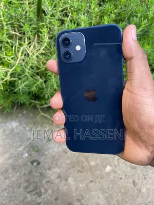 Apple iPhone 12 64 GB Blue