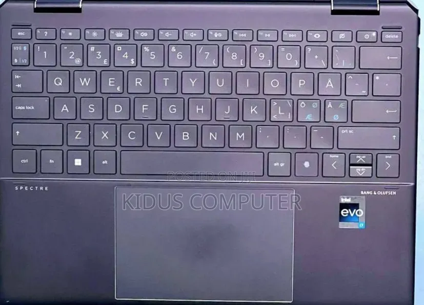 New Laptop HP Spectre 16GB Intel Core i7 SSD 1T