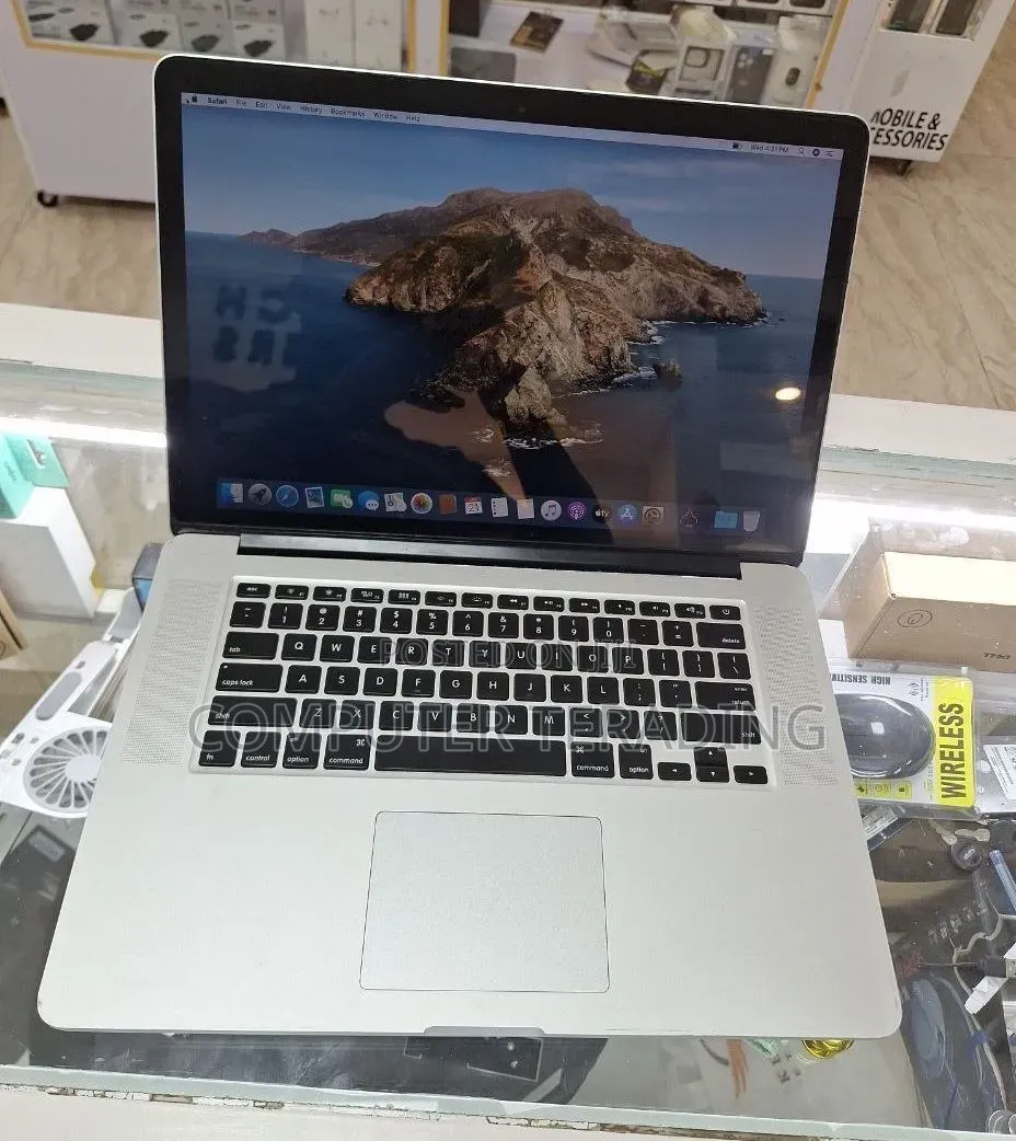 New Laptop Apple MacBook Pro 2014 16GB Intel Core i7 SSD 512GB