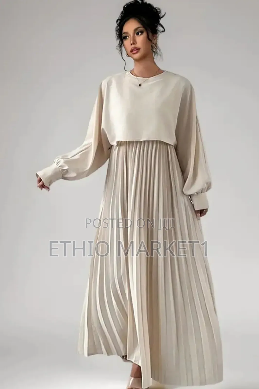 Elegant Pleated Maxi Dress With Long Bishop Sleeves