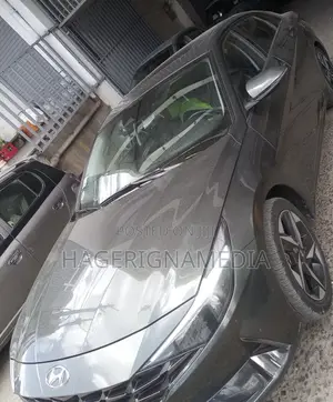 Hyundai Avante 2021 Black